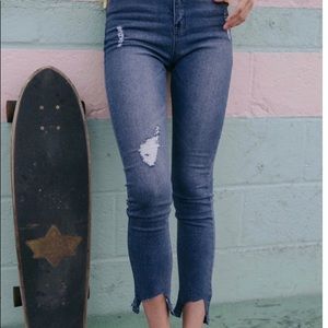 BNWT high waisted skinny jeans!